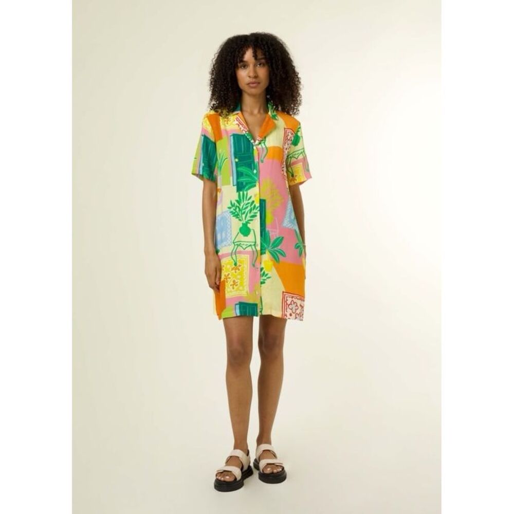 LORRAINNE DRESS by FRNCH NWT SIZE‎ MEDIUM